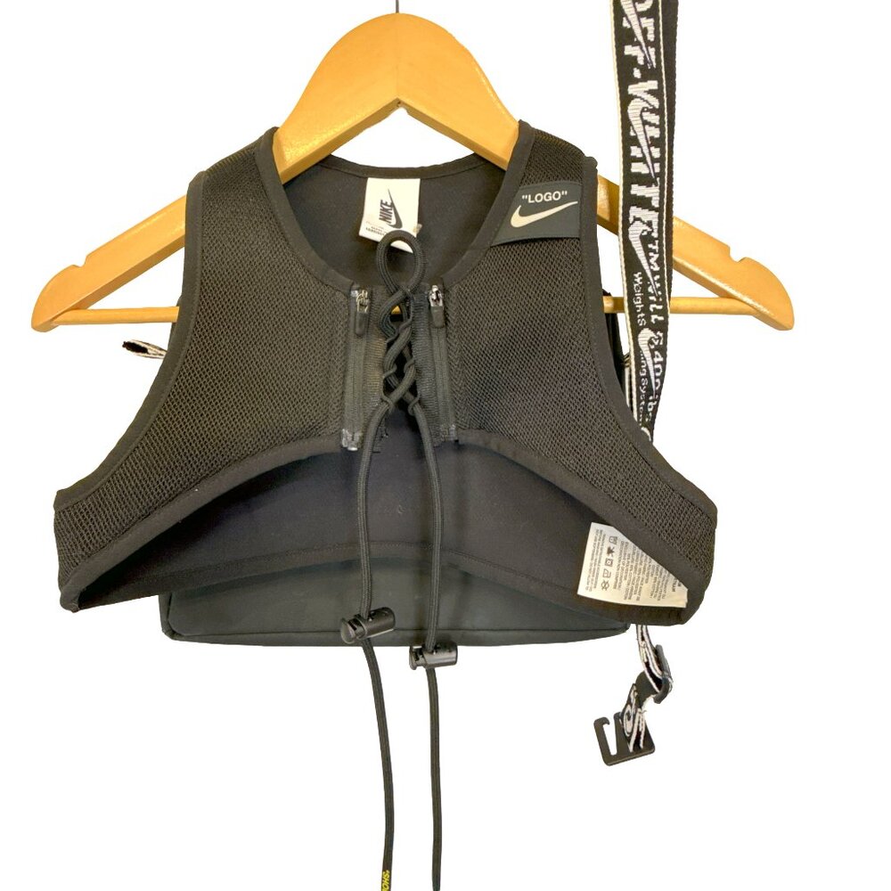 OFF-WHITE × Nike Utility Vest w/ Detachable Bag Black | Size XS